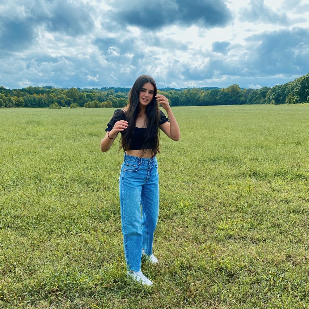 Meet your Posher, Lottie